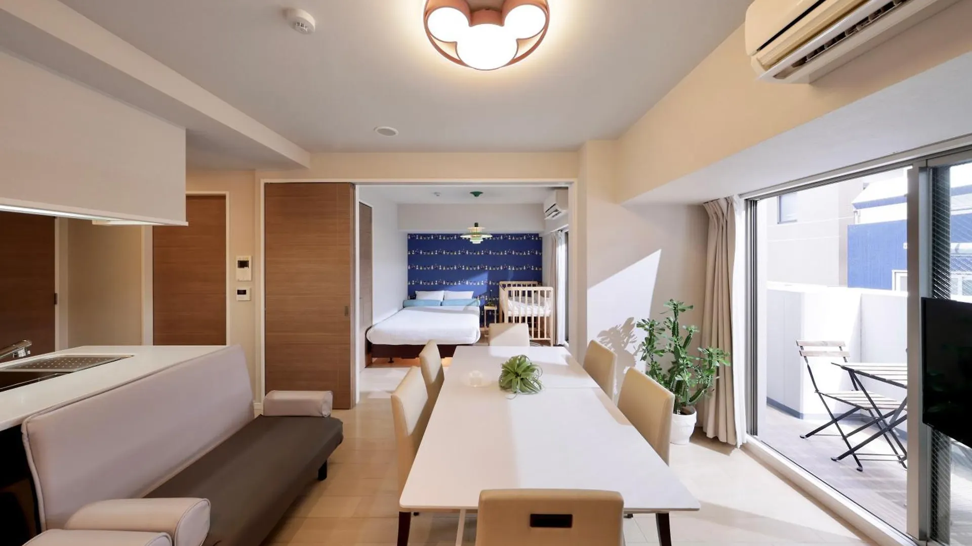 Cystal Exe Nippombashi Appartement Osaka Japan