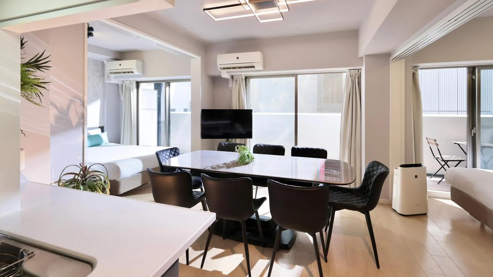 Cystal Exe Nippombashi Appartement Osaka Japan