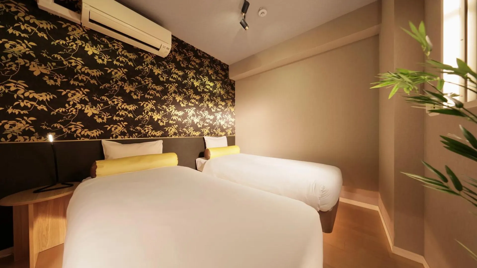 Cystal Exe Nippombashi Appartement Osaka